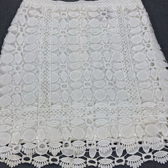 Topshop Skirt Womens 6 White Crochet Lace Embroidered Zip Back Boho Pull On Mini - Picture 3 of 13